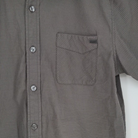 Outdoor Research Men's Shirt Size Medium Button Front Short Sleeve Collared - Picture 4 of 13